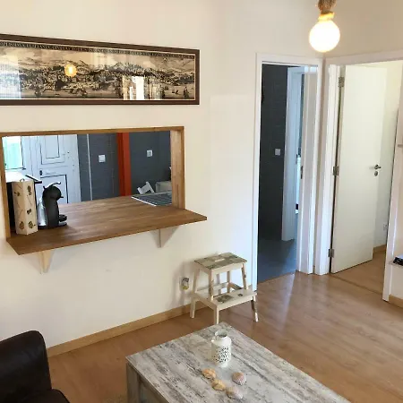 The Back Street Nest Apartment Lissabon