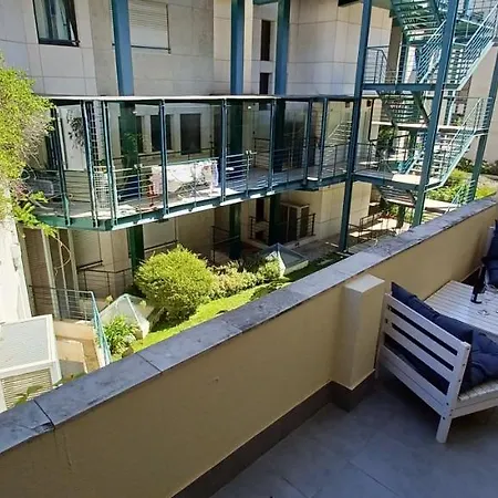 דירה The Back Street Nest *