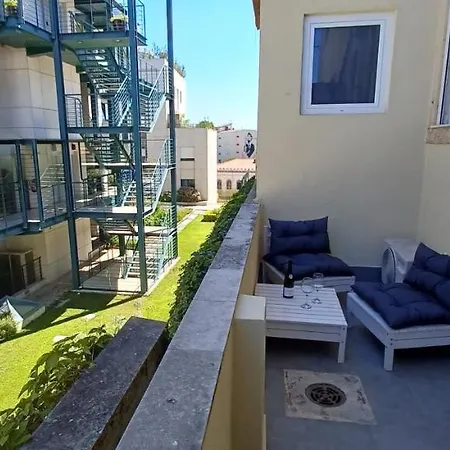 Апартаменты The Back Street Nest Лиссабон