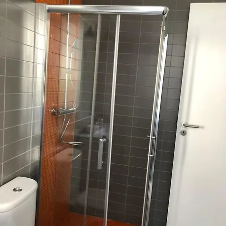 The Back Street Nest Апартаменти *