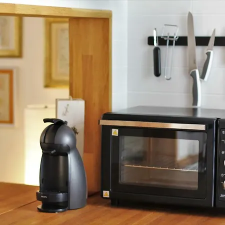 Апартаменти The Back Street Nest