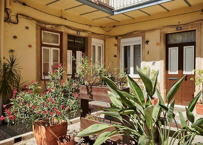 Lejlighed The Back Street Nest *